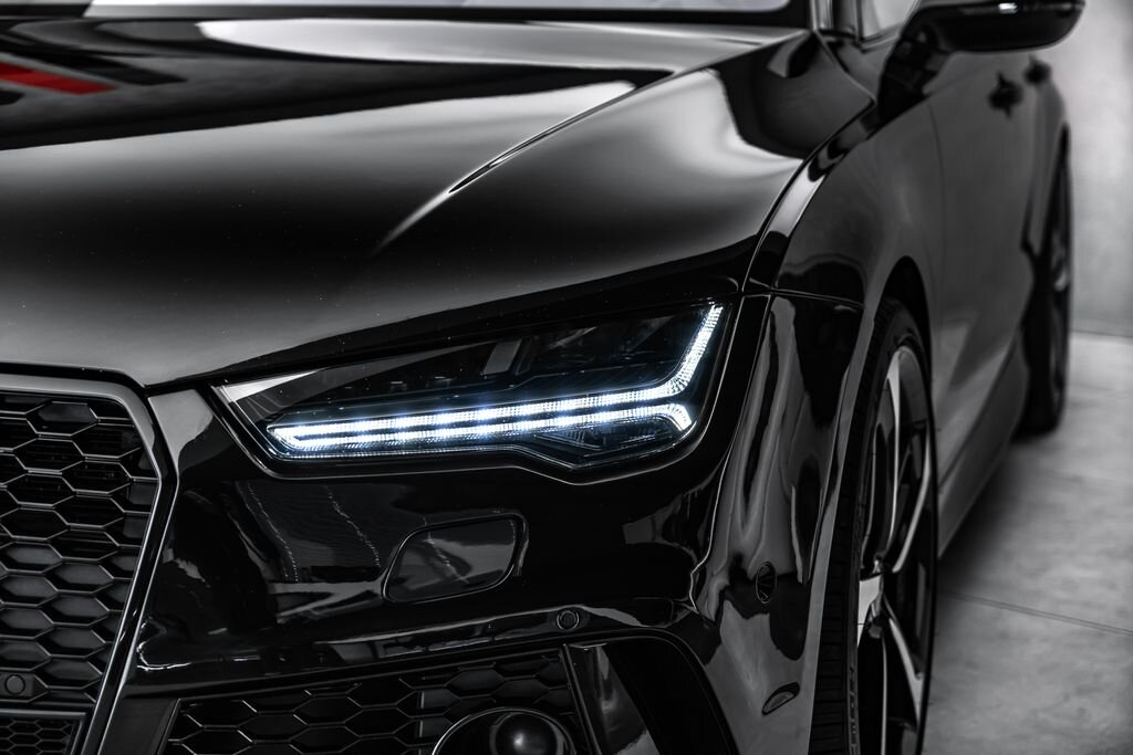 Audi RS7 Sedan / Limuzína 4,0 l 412 kw