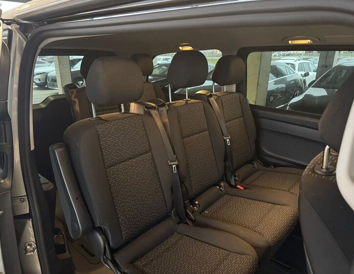 Mercedes-Benz Vito 13