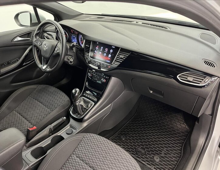 Opel Astra Hatchback 1,6 l 118 kw