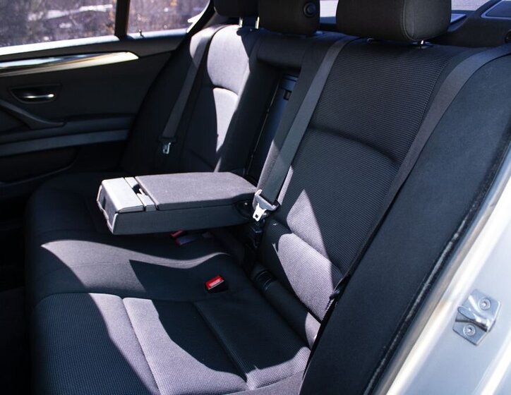 BMW Řada 5 Sedan / Limuzína 2,0 l 120 kw