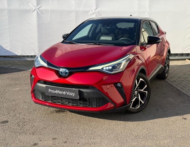 Toyota C-HR SUV / Terénní 1,8 l 72 kw