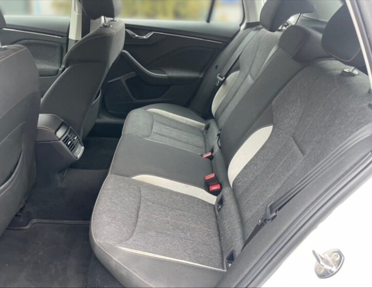 Škoda Kamiq Hatchback 1,6 l 85 kw