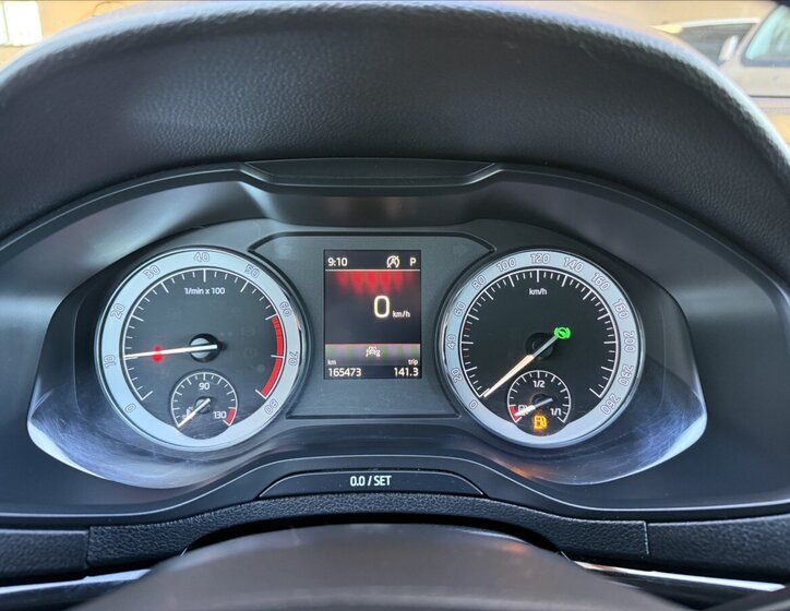 Škoda Karoq SUV / Terénní 2,0 l 140 kw