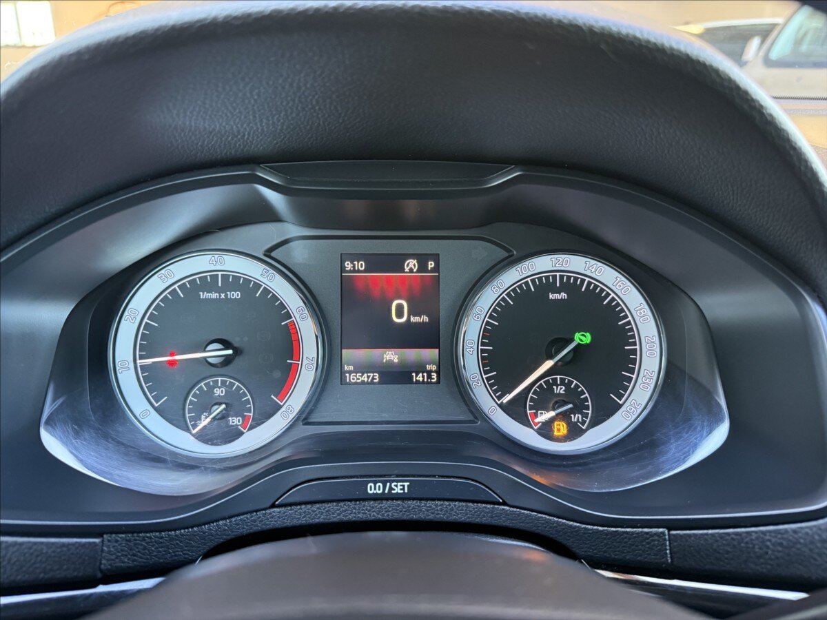 Škoda Karoq SUV / Terénní 2,0 l 140 kw