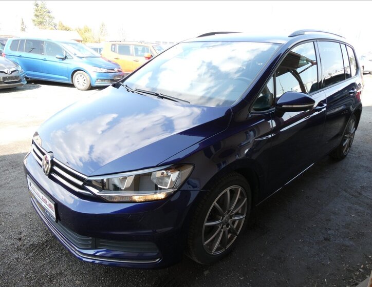 Volkswagen Touran MPV 1,2 l 81 kw