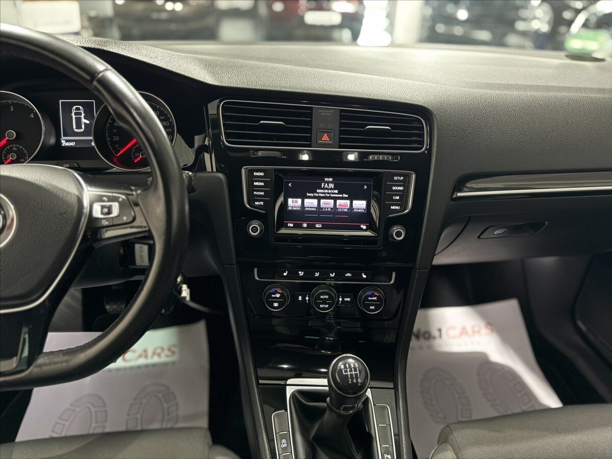 Volkswagen Golf Kombi 2,0 l 110 kw