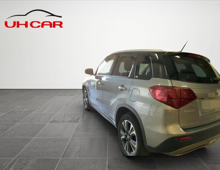 Suzuki Vitara SUV / Terénní 1,4 l 103 kw