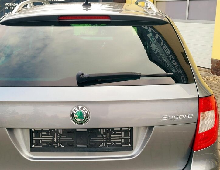 Škoda Superb Kombi 1,8 l 118 kw