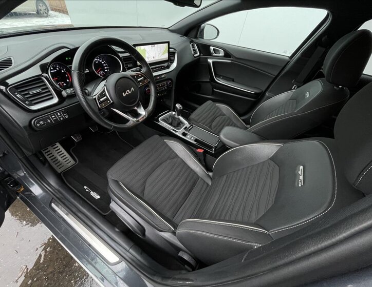 KIA ProCeed Hatchback 1,5 l 118 kw