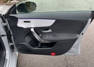 Mercedes-Benz CLA Sedan / Limuzína 2,0 l 110 kw