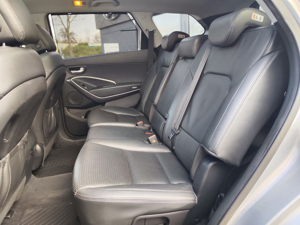 Hyundai Grand Santa Fe