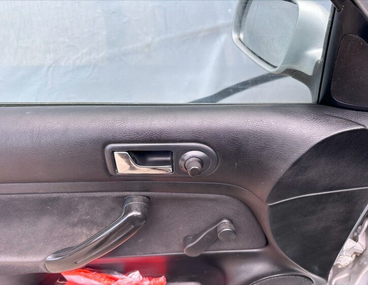 Volkswagen Golf Kombi 1,4 l 55 kw