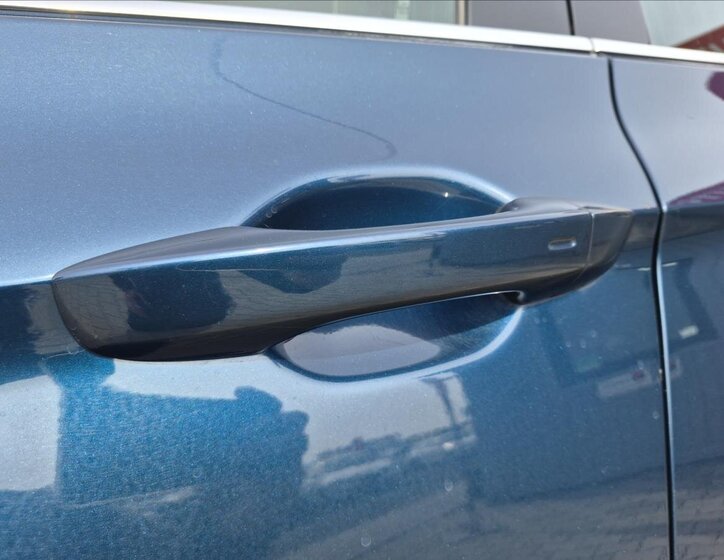 Volkswagen Passat Kombi 1,4 l 160 kw