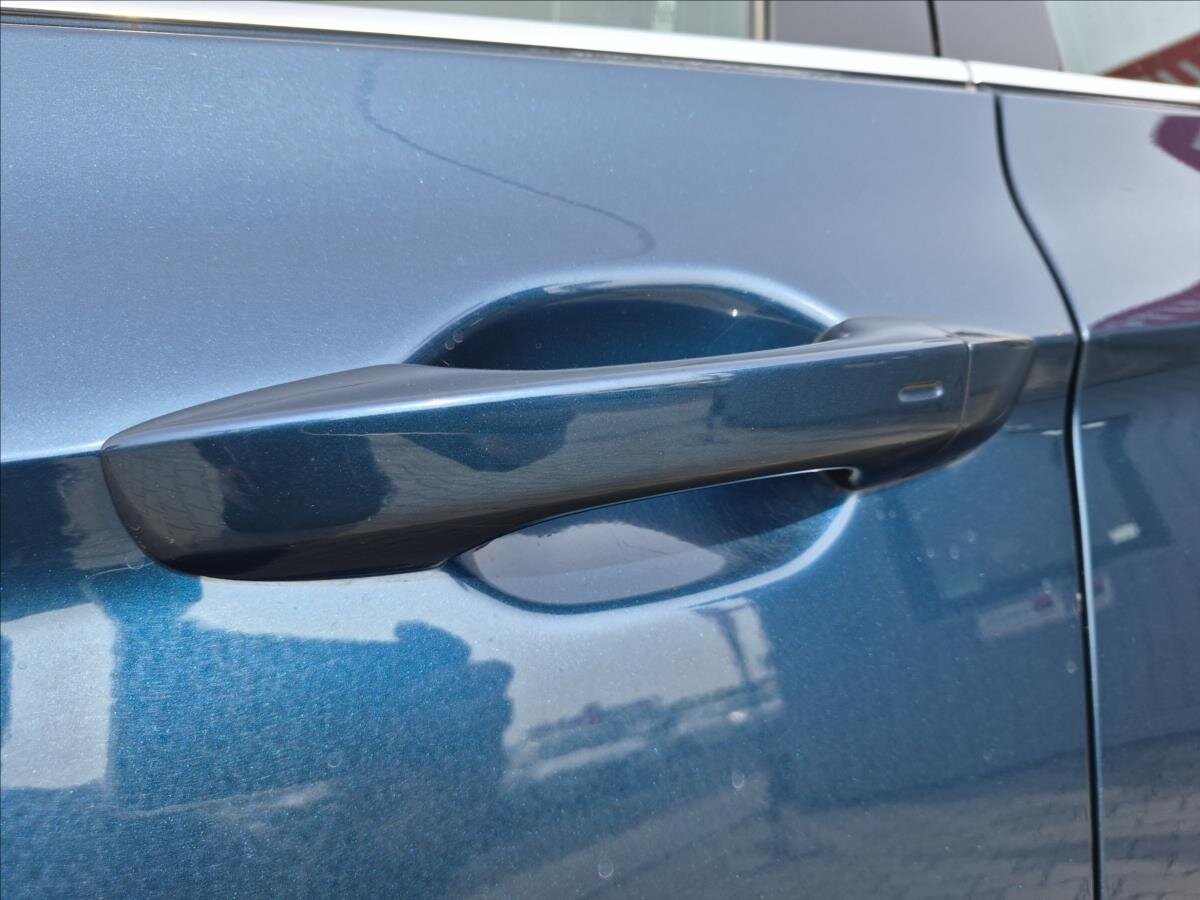 Volkswagen Passat Kombi 1,4 l 160 kw