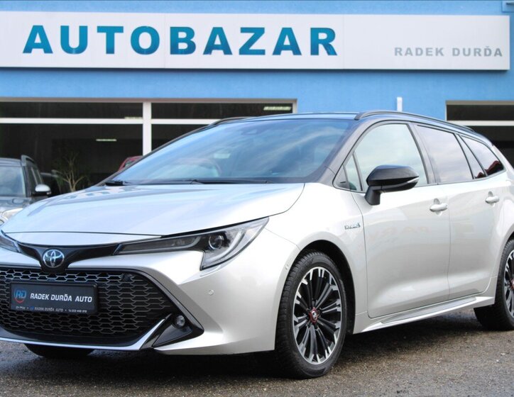 Toyota Corolla Kombi 2,0 l 112 kw