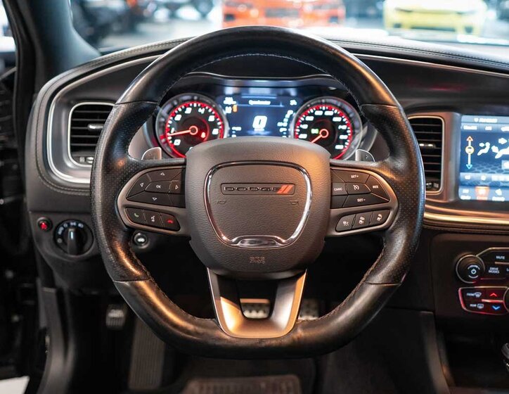 Dodge Charger Sedan / Limuzína 6,4 l 361 kw