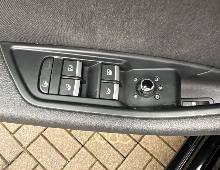 Audi A4 Kombi 2,0 l 140 kw