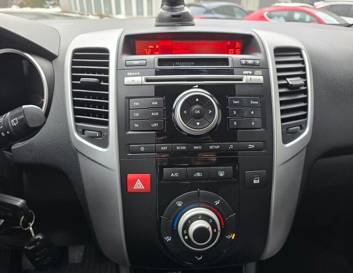 KIA Venga MPV 1,4 l 66 kw