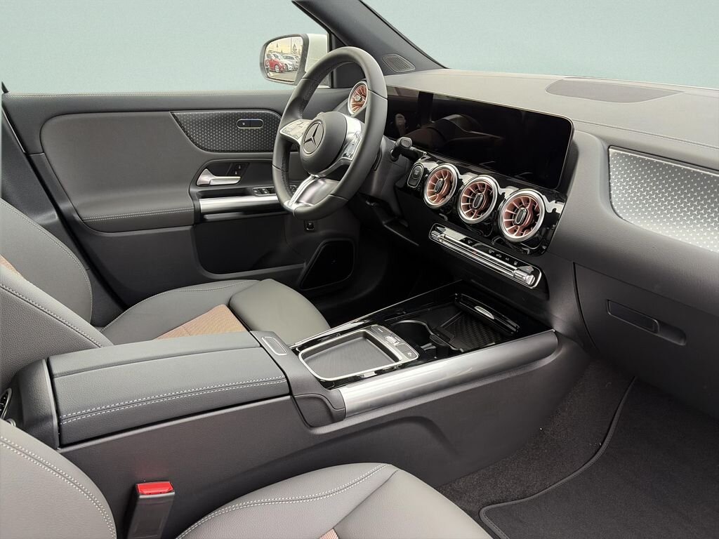 Mercedes-Benz EQA SUV / Terénní 0,0 140 kw