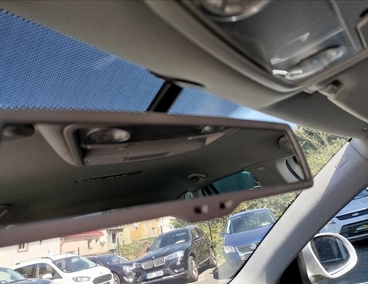 Volkswagen Golf Kombi 2,0 l 103 kw