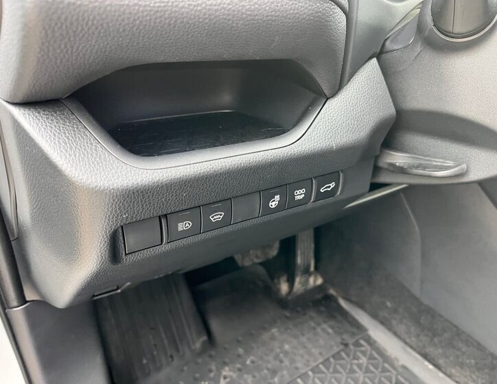 Toyota RAV4 SUV 2,5 l 131 kw