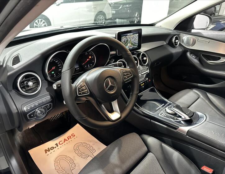 Mercedes-Benz Třídy C 8