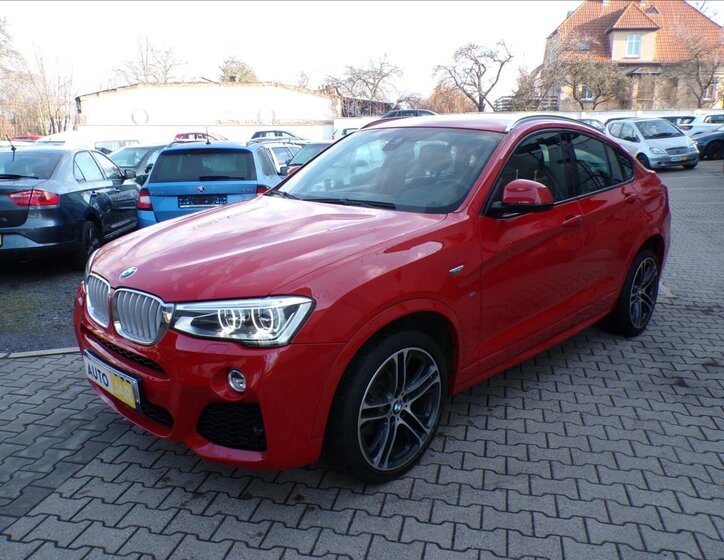 BMW X4 Sedan / Limuzína 3,0 l 190 kw