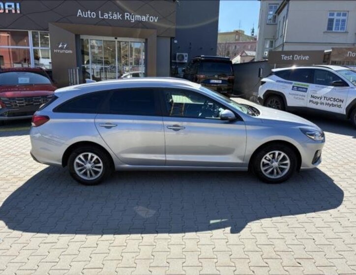 Hyundai i30 Kombi 998,0 88 kw