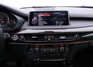 BMW X5 SUV / Terénní 4,4 l 423 kw