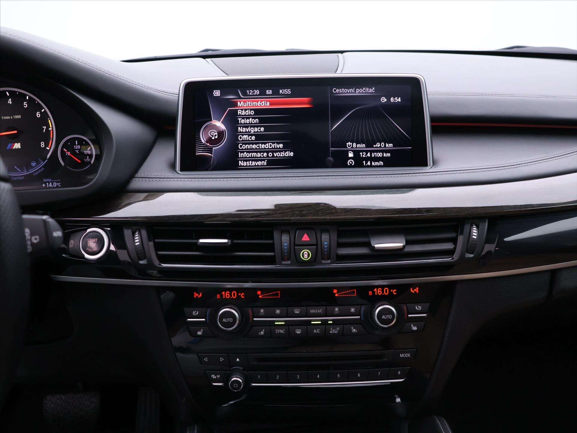 BMW X5 SUV / Terénní 4,4 l 423 kw