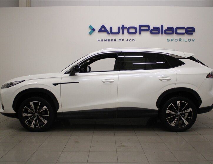 MG HS SUV 1,5 l 125 kw