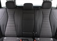 Mercedes-Benz Třídy E 28