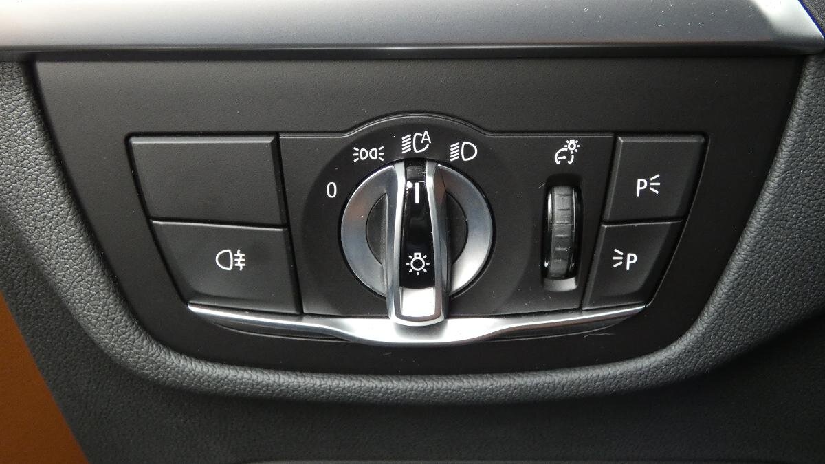 BMW X3 SUV / Terénní 2,0 l 140 kw