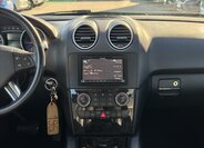 Mercedes-Benz Třídy M SUV 3,0 l 140 kw