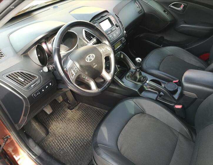 Hyundai ix35 12