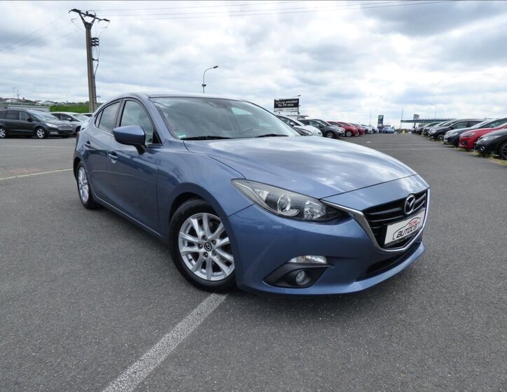 Mazda 3 1