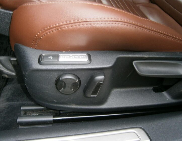 Volkswagen Passat Kombi 2,0 l 110 kw