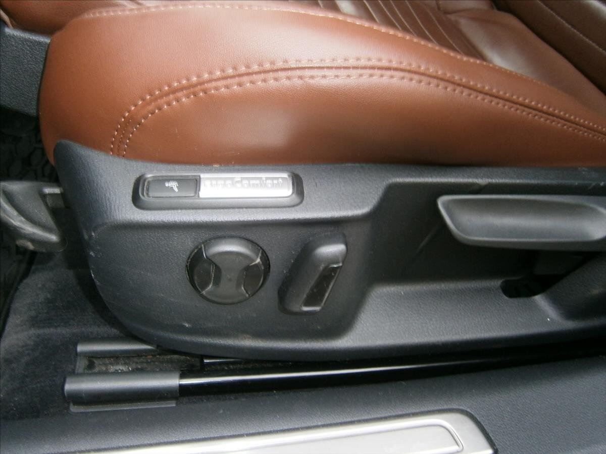 Volkswagen Passat Kombi 2,0 l 110 kw