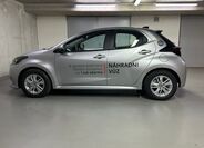 Toyota Yaris 8