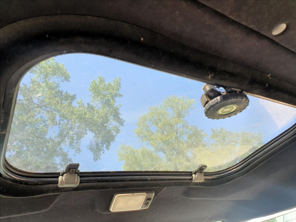 Land Rover Defender Ostatní 2,5 l 90 kw