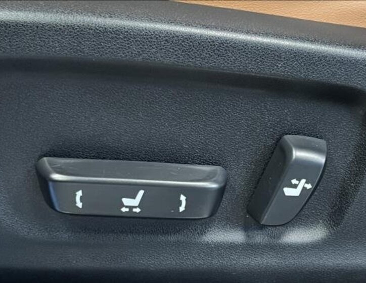 Lexus RX 450h SUV 3,5 l 193 kw