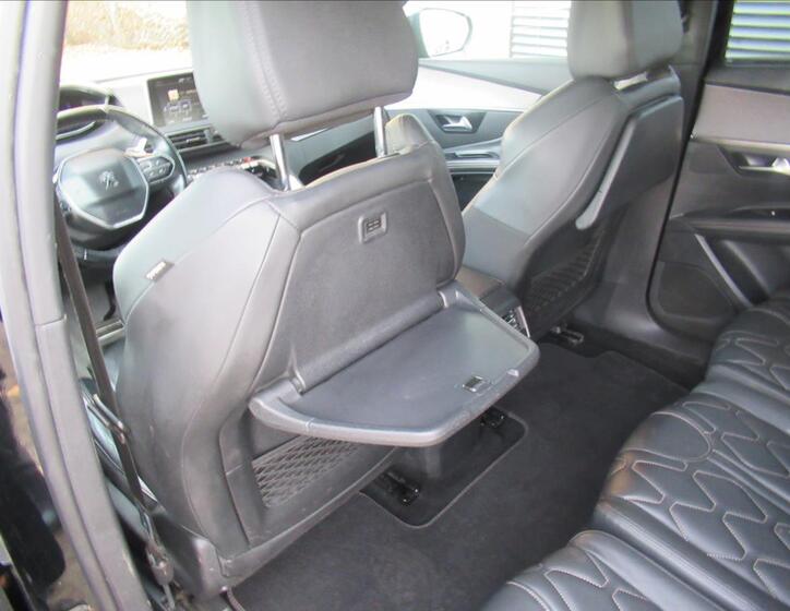 Peugeot 5008 24