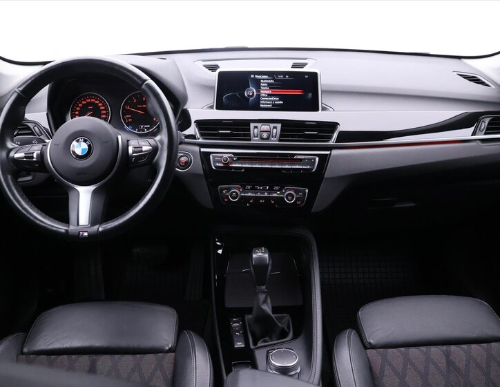 BMW X1 SUV 2,0 l 140 kw