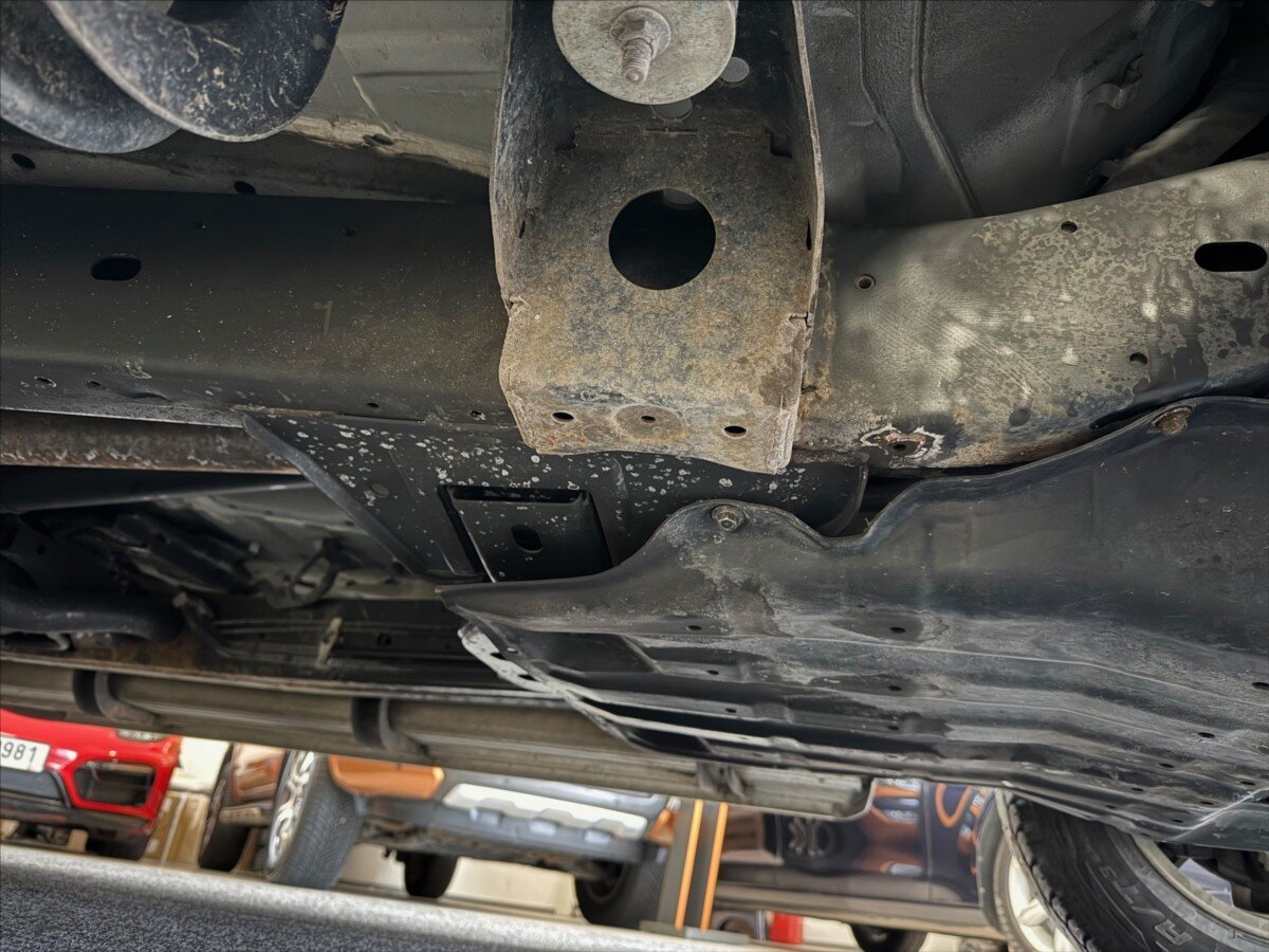 Mitsubishi L200 Pick-up 2,4 l 113 kw