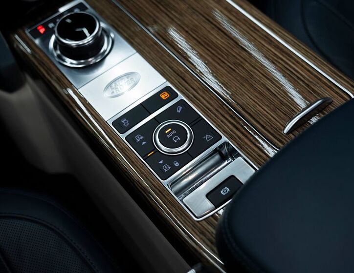 Land Rover Range Rover 21