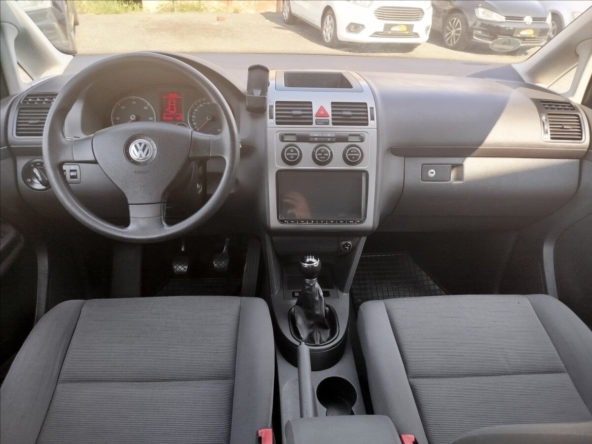 Volkswagen Touran MPV 1,9 l 77 kw