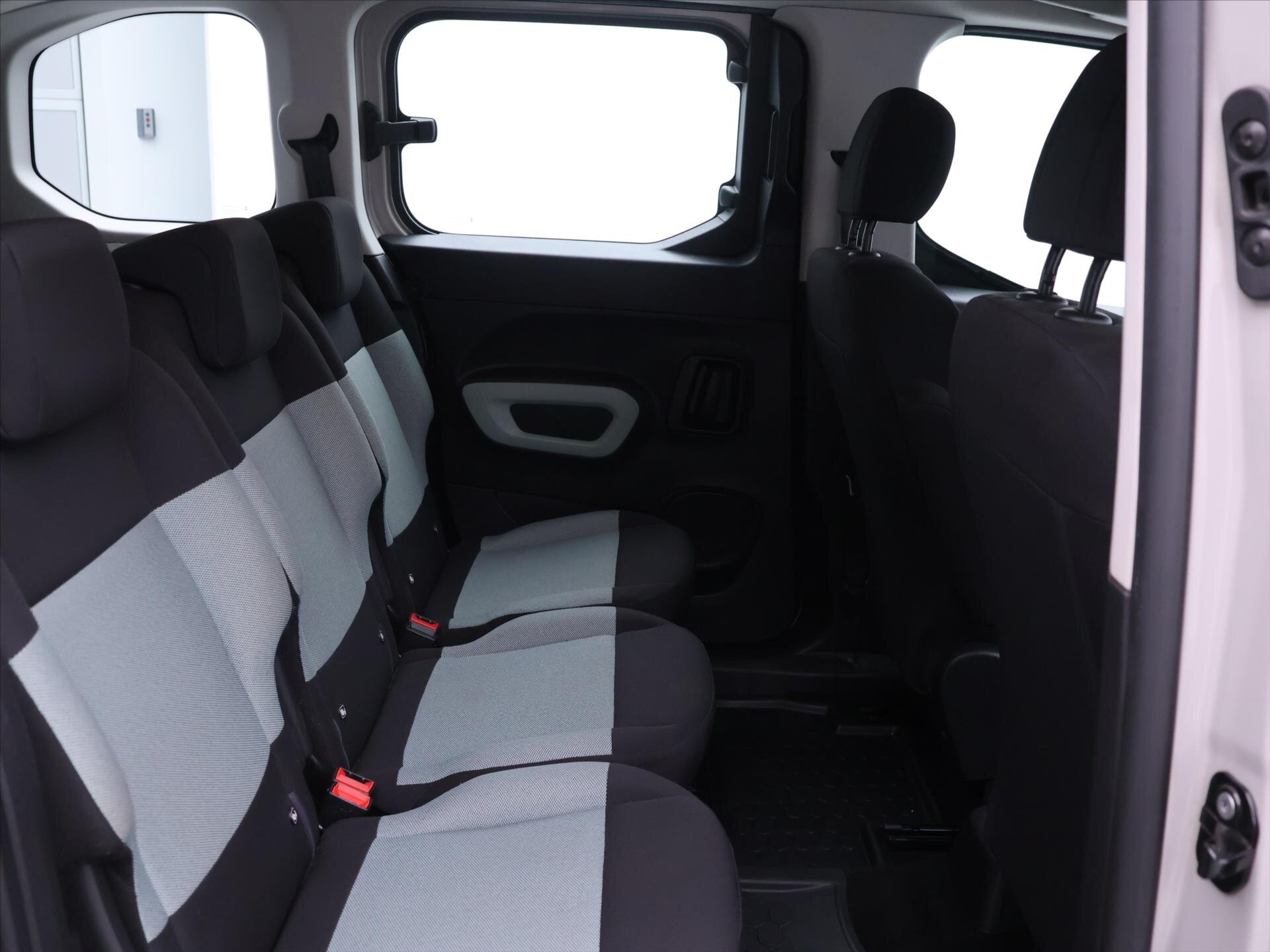 Citroën Berlingo MPV 1,5 l 75 kw