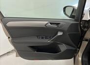 Volkswagen Touran 26
