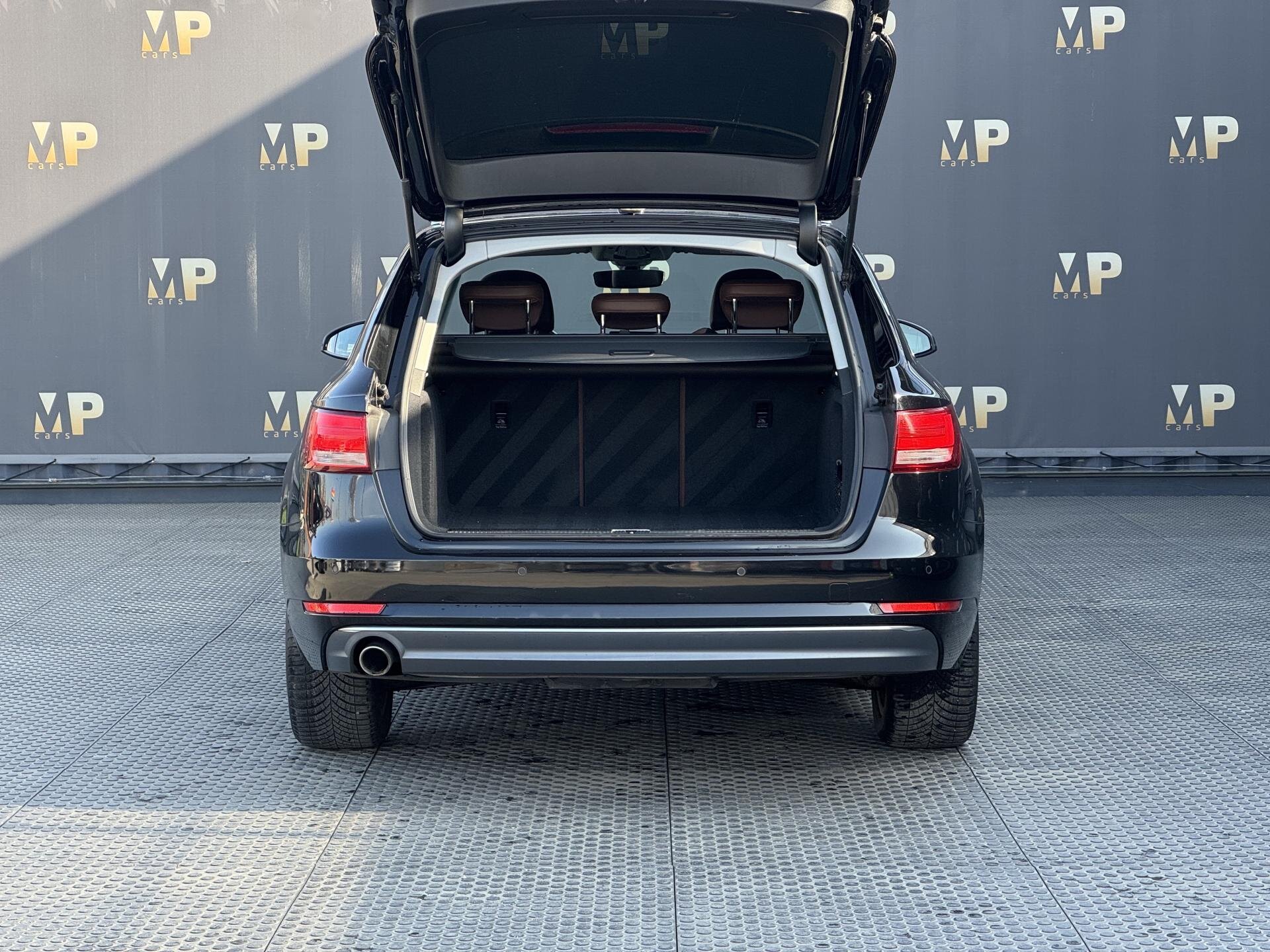 Audi A4 Kombi 2,0 l 110 kw