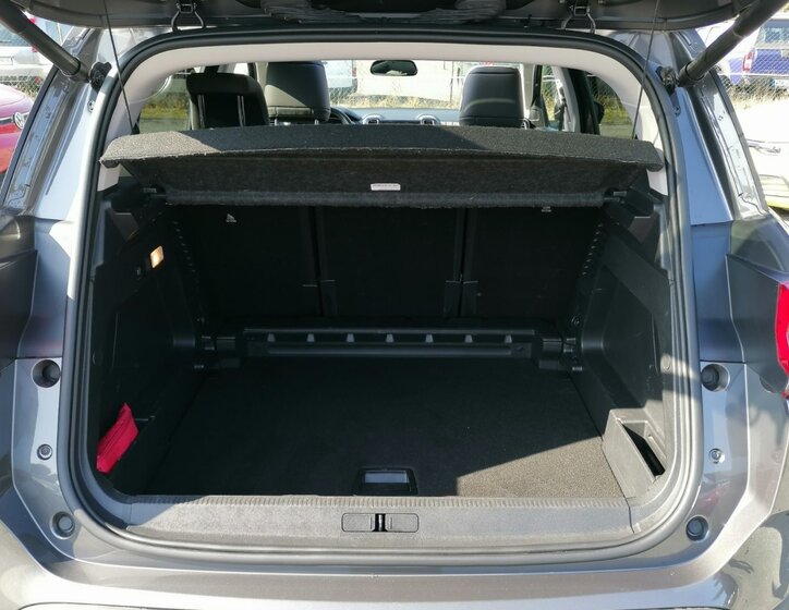 Citroën C5 Aircross SUV / Terénní 1,5 l 96 kw